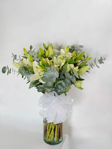 Florero de Lilis